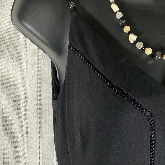 White House Black Market Black Velvet Bodice Floral Handkerchief Hem Dress - Picture 7 of 13